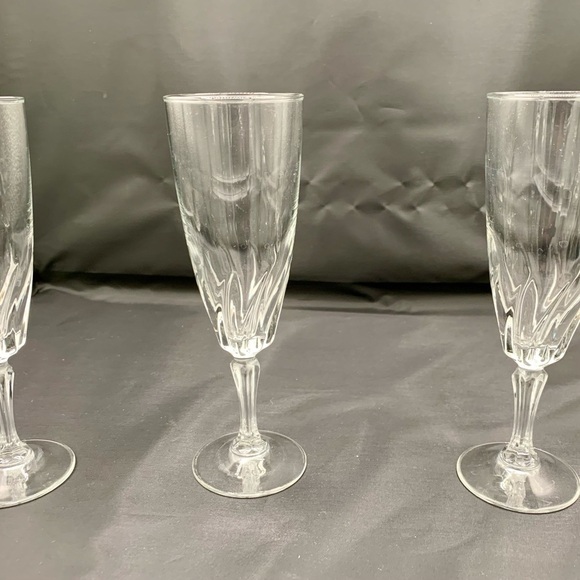 8 Cristal D Arques Flamenco Fluted Champagne Glasses 7,5” - Picture 5 of 13